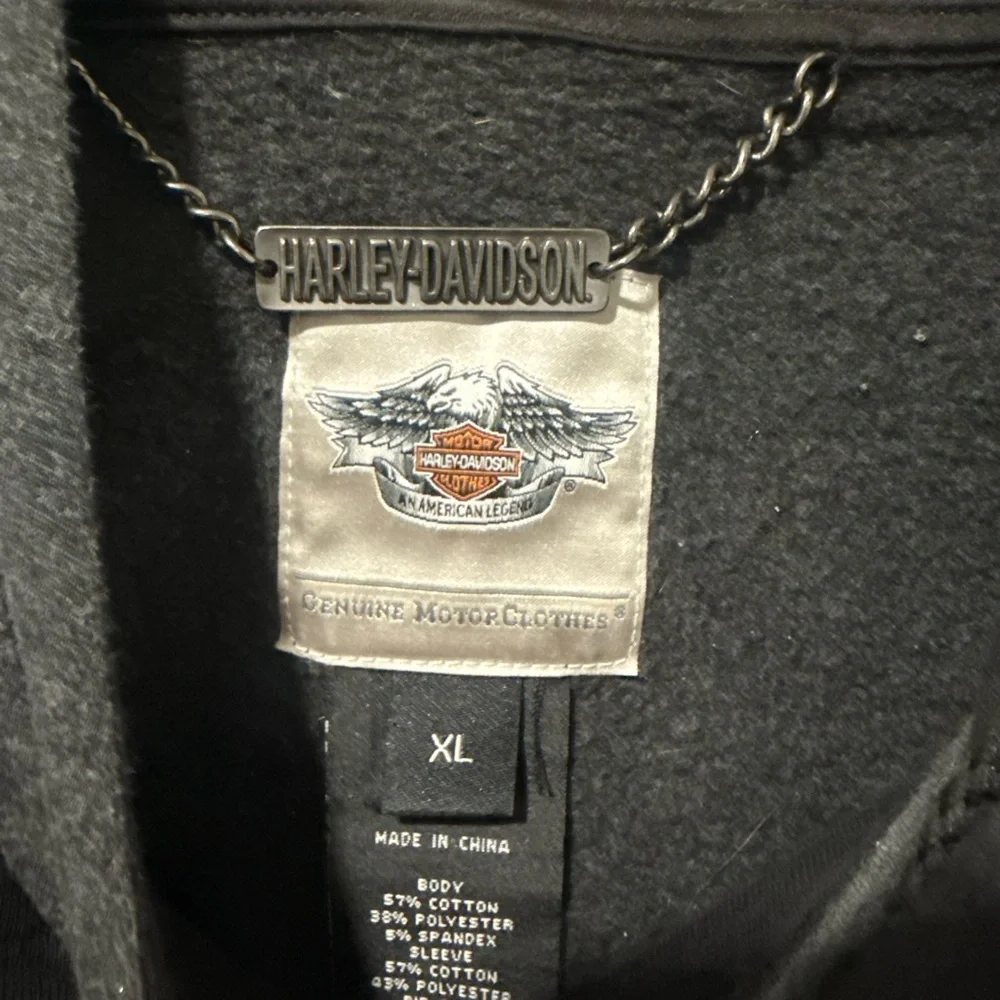 Harley Davidson Gray and Black Sweater - Picture 4 of 4